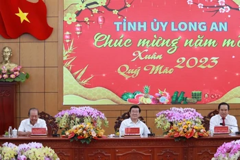 Nguyên Chủ tịch nước Trương Tấn Sang, nguyên Phó Thủ tướng Thường trực Chính phủ Trương Hòa Bình dự họp mặt.