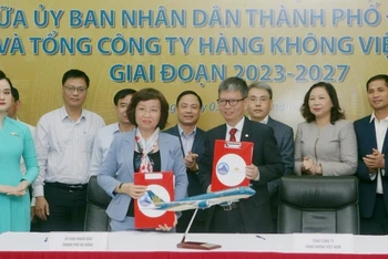 Vietnam Airlines và thành phố Đà Nẵng hợp tác cùng phát triển.