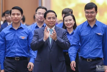 Thủ tướng Phạm Minh Chính đến dự cuộc đối thoại với thanh niên năm 2023 với chủ đề “Xây dựng nguồn nhân lực trẻ chất lượng cao đáp ứng kỷ nguyên 4.0”.
