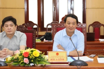 Bộ trưởng, Chủ nhiệm Ủy ban Dân tộc Hầu A Lềnh phát biểu kết luận tại buổi làm việc với tỉnh Quảng Ngãi.