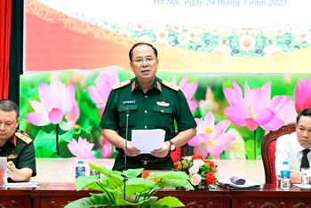 Thiếu tướng Đoàn Xuân Bộ, Trưởng Ban tổ chức Cuộc thi viết “Bảo vệ nền tảng tư tưởng của Đảng trong tình hình mới” thông báo kết quả cuộc thi.
