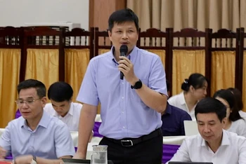 Giám đốc Trung tâm Công nghệ thông tin Lê Nguyên Bồng chia sẻ tại buổi họp báo.