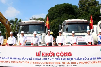 Lễ khởi công xây dựng hạ tầng kỹ thuật thuộc Dự án tuyến tàu điện ngầm số 2, Bến Thành-Tham Lương, sáng 22/6.