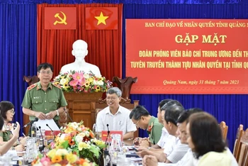 Thiếu tướng Nguyễn Văn Kỷ, Phó Chánh Văn phòng Thường trực về Nhân quyền Chính phủ phát biểu chỉ đạo.
