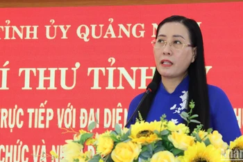 Đồng chí Bùi Thị Quỳnh Vân, Ủy viên Trung ương Đảng, Bí thư Tỉnh ủy, Chủ tịch Hội đồng nhân dân tỉnh Quảng Ngãi phát biểu kết luận tại buổi đối thoại