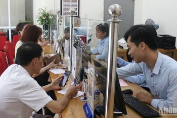 Hoạt động giao dịch tại Quỹ tín dụng nhân dân Tiền Phong (thành phố Thái Bình).