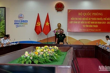 Đoàn công tác Bộ Quốc phòng làm việc với UBND tỉnh Bình Thuận kiểm tra thực hiện Ðề án “Tuyên truyền, phổ biến Luật Cảnh sát biển Việt Nam giai đoạn 2019-2023”.