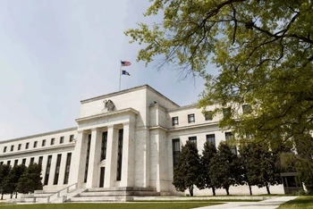 Trụ sở Cục Dự trữ Liên bang Mỹ (Fed) ở Washington, DC, Mỹ. (Ảnh: THX/TTXVN)