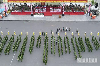 Quang cảnh lễ khai mạc Chung kết Hội thi quân sự, võ thuật Công an nhân dân lần thứ 2 năm 2023.