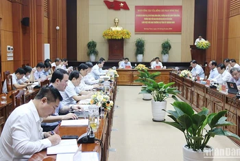 Quang cảnh hội khoa học “Công tác tham mưu trên lĩnh vực tổ chức xây dựng Đảng qua 40 năm thực hiện công cuộc đổi mới đất nước - Thực trạng và giải pháp”.