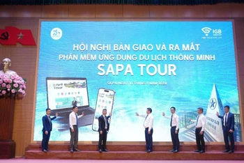 Ra mắt phần mềm ứng dụng du lịch thông minh Sapa Tour.