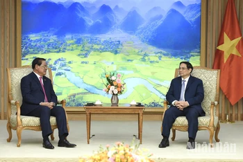 Thủ tướng Phạm Minh Chính tiếp Phó Thủ tướng, Bộ trưởng Nội vụ Vương quốc Campuchia Samdech Krolahom Sar Kheng.