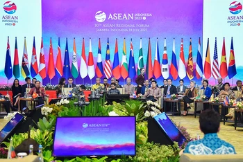 Các nước rà soát tình hình triển khai các hoạt động của diễn đàn trong niên khoá 2022-2023, trao đổi phương hướng ARF thời gian tới và thảo luận các vấn đề khu vực và quốc tế cùng quan tâm.