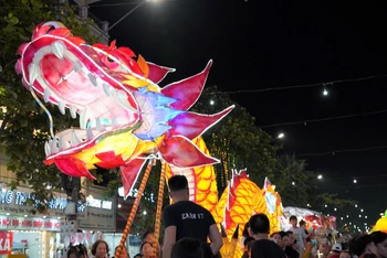Trải nghiệm lễ hội Trung thu lớn nhất cả nước tại Tuyên Quang