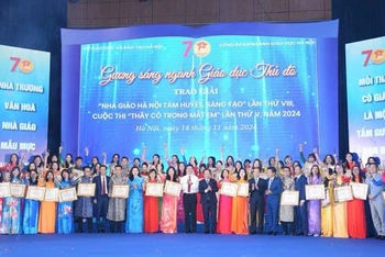 Ngành Giáo dục và Đào tạo Hà Nội tôn vinh 196 nhà giáo Hà Nội tâm huyết, sáng tạo năm 2024.