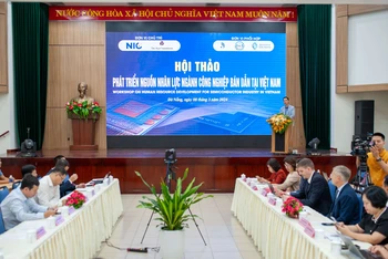 Quang cảnh hội thảo “Phát triển nguồn nhân lực ngành công nghiệp bán dẫn tại Việt Nam”.