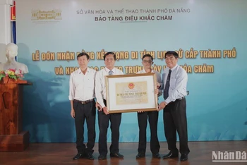 Bảo tàng Điêu khắc Chăm Đà Nẵng đón nhận Bằng xếp hạng Di tích lịch sử cấp thành phố. (Ảnh: ANH ĐÀO)