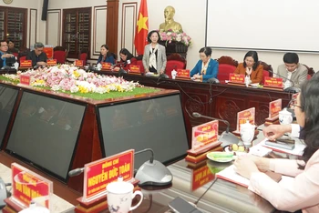 Đồng chí Trương Thị Mai làm việc với Ban Thường vụ Tỉnh ủy Hà Nam.