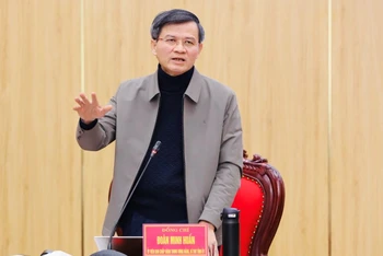 Đồng chí Đoàn Minh Huấn, Ủy viên Trung ương Đảng, Bí tỉnh Tỉnh ủy Ninh Bình nhấn mạnh về vai trò của ngành công nghiệp văn hóa tại hội nghị. (Ảnh: Đức Lam)