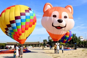 Ninh Bình đang ngày càng khẳng định vị thế, trở thành điểm đến không thể bỏ qua của du khách trong và ngoài nước. (Ảnh: MINH ĐƯỜNG)