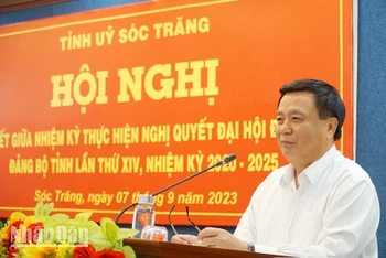 Đồng chí Nguyễn Xuân Thắng phát biểu chỉ đạo hội nghị.