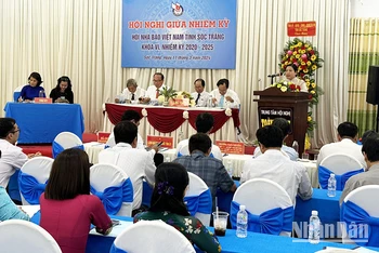 Phó Bí thư Thường trực Tỉnh ủy Sóc Trăng Hồ Thị Cẩm Đào phát biểu chỉ đạo Hội nghị.