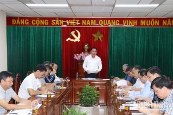 Quang cảnh buổi làm việc.