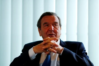 Cựu Thủ tướng Đức Gerhard Schröder. (Ảnh: REUTERS)