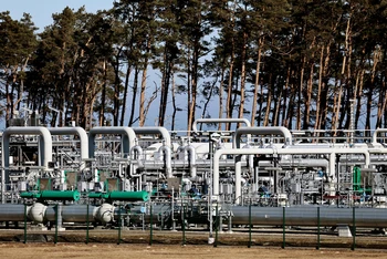 Hệ thống đường ống dẫn khí đốt Dòng chảy phương bắc 1 ở Lubmin, Đức. (Ảnh: REUTERS)