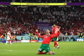 Maroc ghi tên mình vào lịch sử bóng đá thế giới khi trở thành đội bóng châu Phi đầu tiên tiến vào bán kết 1 kỳ World Cup. (Ảnh: FIFA)