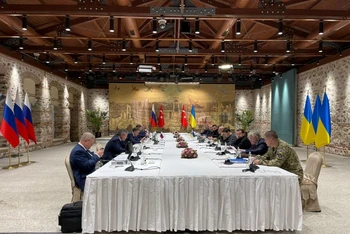 Cuộc đàm phán giữa phái đoàn Nga và Ukraine tại Istanbul, Thổ Nhĩ Kỳ ngày 29/3/2022. (Ảnh: REUTERS)