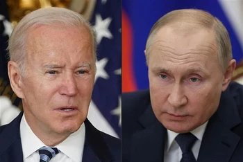 Tổng thống Nga Vladimir Putin (phải) và Tổng thống Mỹ Joe Biden. (Ảnh: AFP/TTXVN)