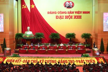 [Infographic] Tổng Bí thư Đảng Cộng sản Việt Nam qua các thời kỳ