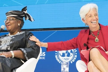 Tổng Giám đốc WTO Ngozi Okonjo-Iweala và Chủ tịch ECB Christine Lagarde. (Nguồn: Twitter)
