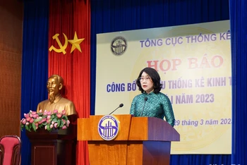 Tổng cục trưởng Nguyễn Thị Hương phát biểu tại hội nghị. (Ảnh: TRUNG HƯNG)
