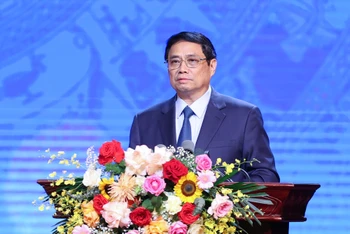 Thủ tướng Phạm Minh Chính phát biểu tại Lễ phát động Tháng Công nhân và Tháng hành động về An toàn, vệ sinh lao động năm 2023. (Ảnh: VGP)