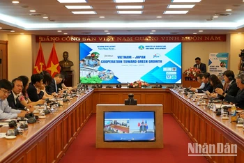 Quang cảnh hội thảo "Việt Nam-Nhật Bản hợp tác hướng tới tăng trưởng xanh". (Ảnh: TRUNG HƯNG)