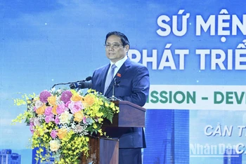 Thủ tướng Phạm Minh Chính phát biểu ý kiến tại hội nghị.