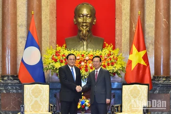 [Ảnh] Chủ tịch nước Võ Văn Thưởng tiếp Thủ tướng nước Cộng hòa Dân chủ Nhân dân Lào Sonexay Siphandone 