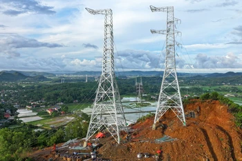 Công trình đường dây 500kV mạch 3 sắp đến ngày về đích.