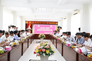 Quang cảnh buổi tổ chức Chương trình trao đổi hợp tác phát triển kinh tế-xã hội giai đoạn 2023-2025 và những năm tiếp theo giữa Thành phố Hồ Chí Minh và tỉnh Ninh Thuận.