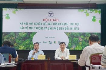 Toàn cảnh buổi Hội thảo Xã hội hóa nguồn lực bảo tồn đa dạng sinh học, bảo vệ môi trường và ứng phó biến đổi khí hậu.