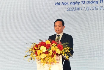 Phó Thủ tướng Trần Lưu Quang phát biểu ý kiến tại hội nghị.