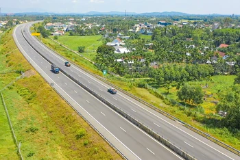 Tuyến cao tốc Đà Nẵng - Quảng Ngãi.