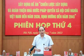 Chủ tịch nước Nguyễn Xuân Phúc phát biểu chỉ đạo tại phiên họp.