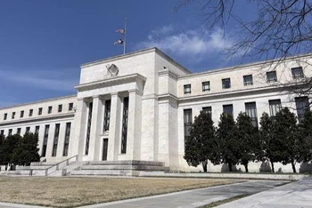 Trụ sở Ngân hàng Dự trữ liên bang Mỹ ( FED ) tại Washington, D.C. (Ảnh: AFP/TTXVN)