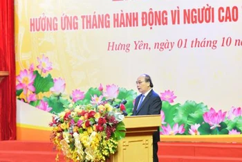 Chủ tịch nước Nguyễn Xuân Phúc phát biểu tại Lễ phát động Tháng hành động vì người cao tuổi Việt Nam 2022.