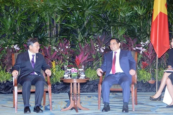 Thủ tướng Phạm Minh Chính tiếp ông Tow Heng Tan, Phó Chủ tịch Hội đồng quản trị Tập đoàn Sembcorp.