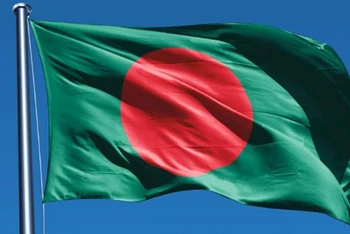 Quốc kỳ nước Cộng hòa Nhân dân Bangladesh.
