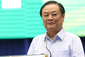 Bộ trưởng Nông nghiệp và Phát triển nông thôn Lê Minh Hoan phát biểu tại diễn đàn.